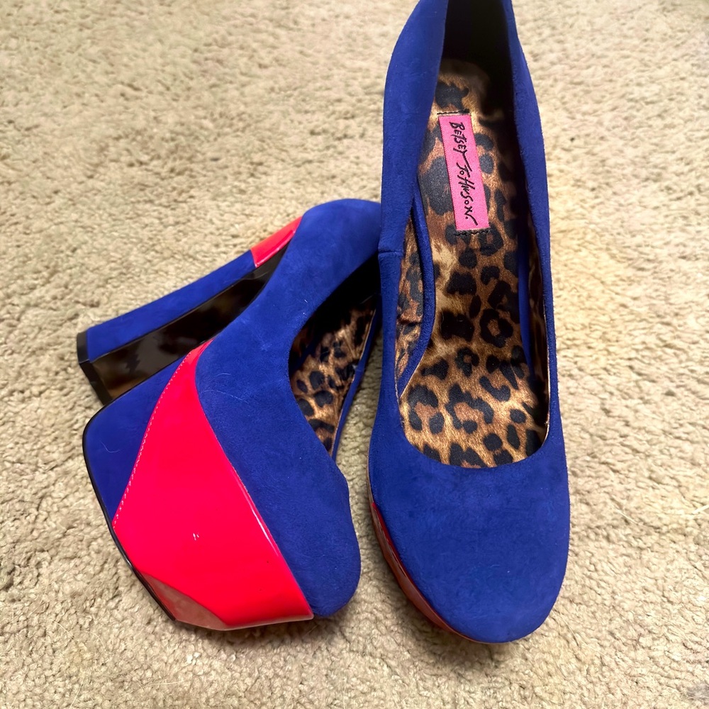 Betsy Johnson Block Color Heels
